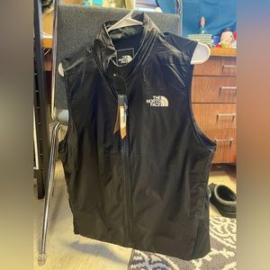 North Face Women’s L (slim fit) winter warm insulated vest